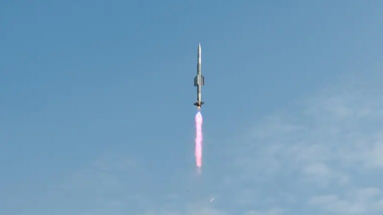 DRDO: వర్టికల్ లాంచ్ షార్ట్ రేంజ్ మిస్సైల్‌ను విజయవంతంగా పరీక్షించిన డీఆర్డీవో