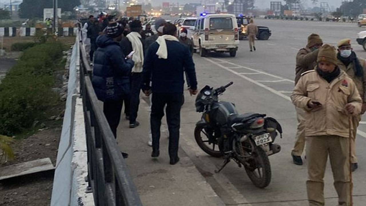 Asaduddin Owaisi assault case: అసదుద్దీన్ ఓవైసీ హత్యా నిందితులకు బెయిల్.. యూపీ ప్రభుత్వ స్పందన కోరిన సుప్రీంకోర్టు