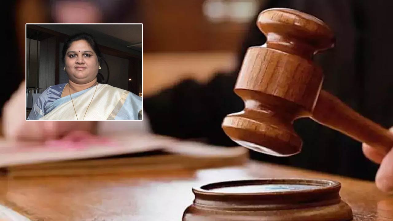 CBI: మాజీ ఎంపీ కొత్తపల్లి గీతకు ఐదేళ్ల జైలు శిక్ష విధింపు