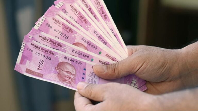 DA Hike: కేంద్ర ప్రభుత్వ ఉద్యోగులకు శుభవార్త.. డీఏ పెంచుతూ కేంద్రం క్యాబినెట్ నిర్ణయం