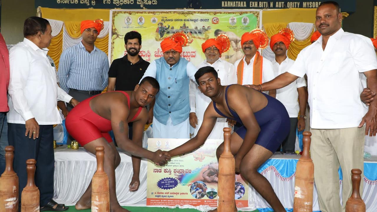 Mysore Dussehra : అప్పుడే మొదలైన దసరా ఉత్సవాలు..