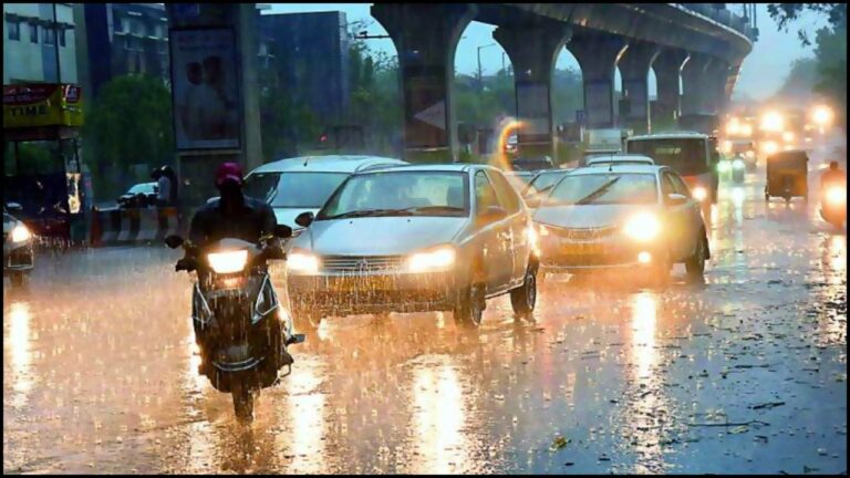 Hyderabad Heavy Rains: హైదరాబాద్‌లో భారీ వర్షం.. రోడ్లన్నీ జలమయం
