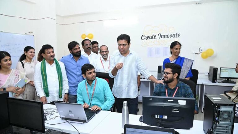 Minister KTR: ఒకప్పుడు ఆదిలాబాద్ అంటే అభివృద్దికి ఆమడదూరంలో ఉండేది కాని..