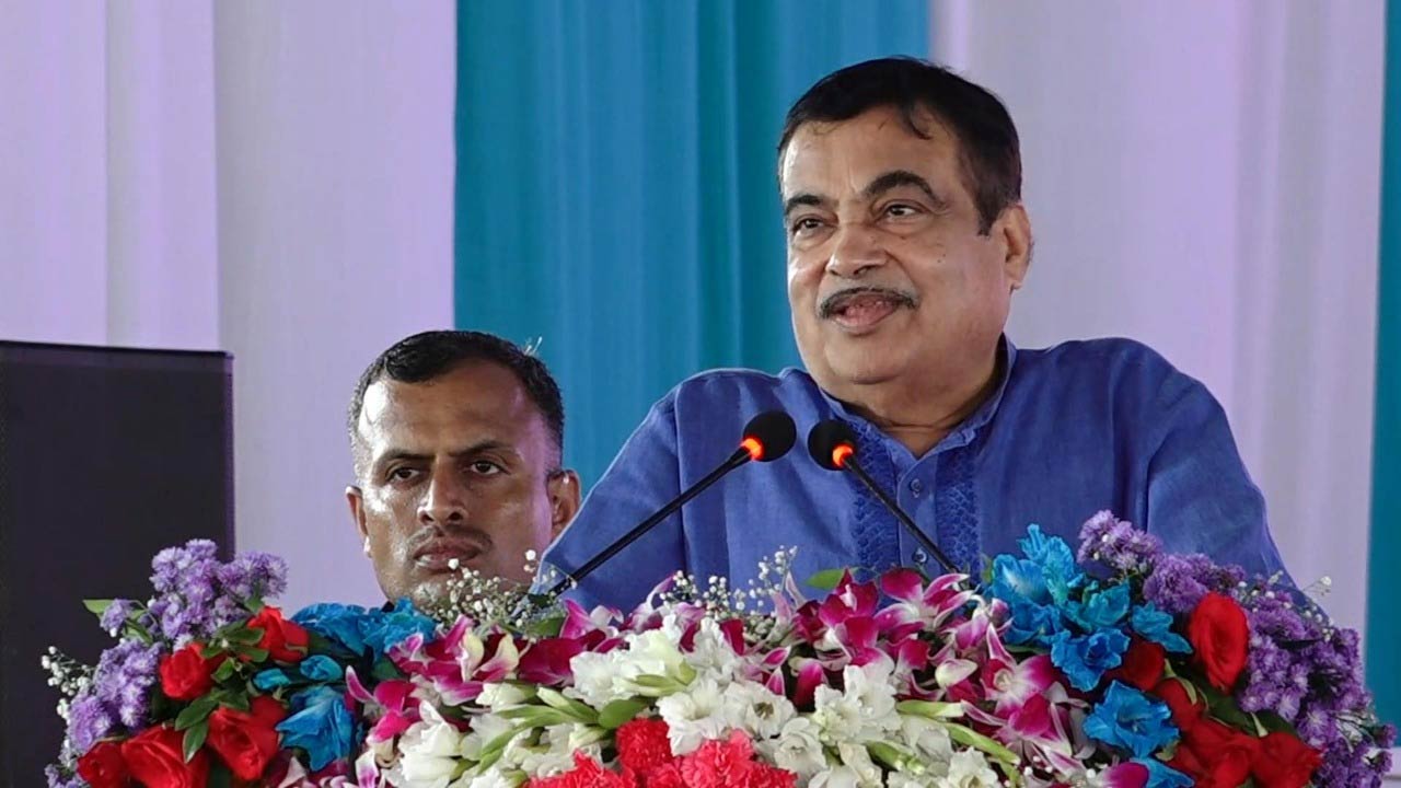 Nitin Gadkari: వాయు కాలుష్యం ప్రధాన సమస్య.. భవిష్యత్తు అంతా గ్రీన్ ఎనర్జీదే