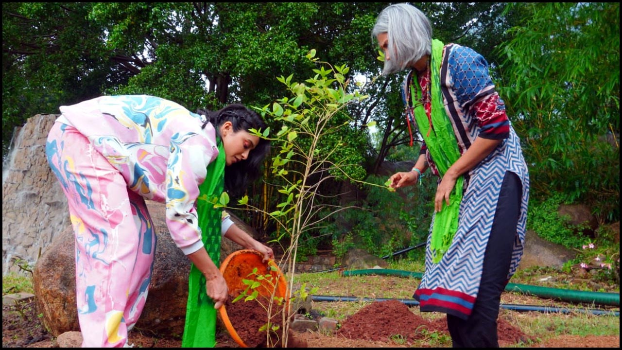 Green India Challenge: ప్రగ్యా జైస్వాల్ ఛాలెంజ్‌ని పూర్తి చేసిన రెజీనా