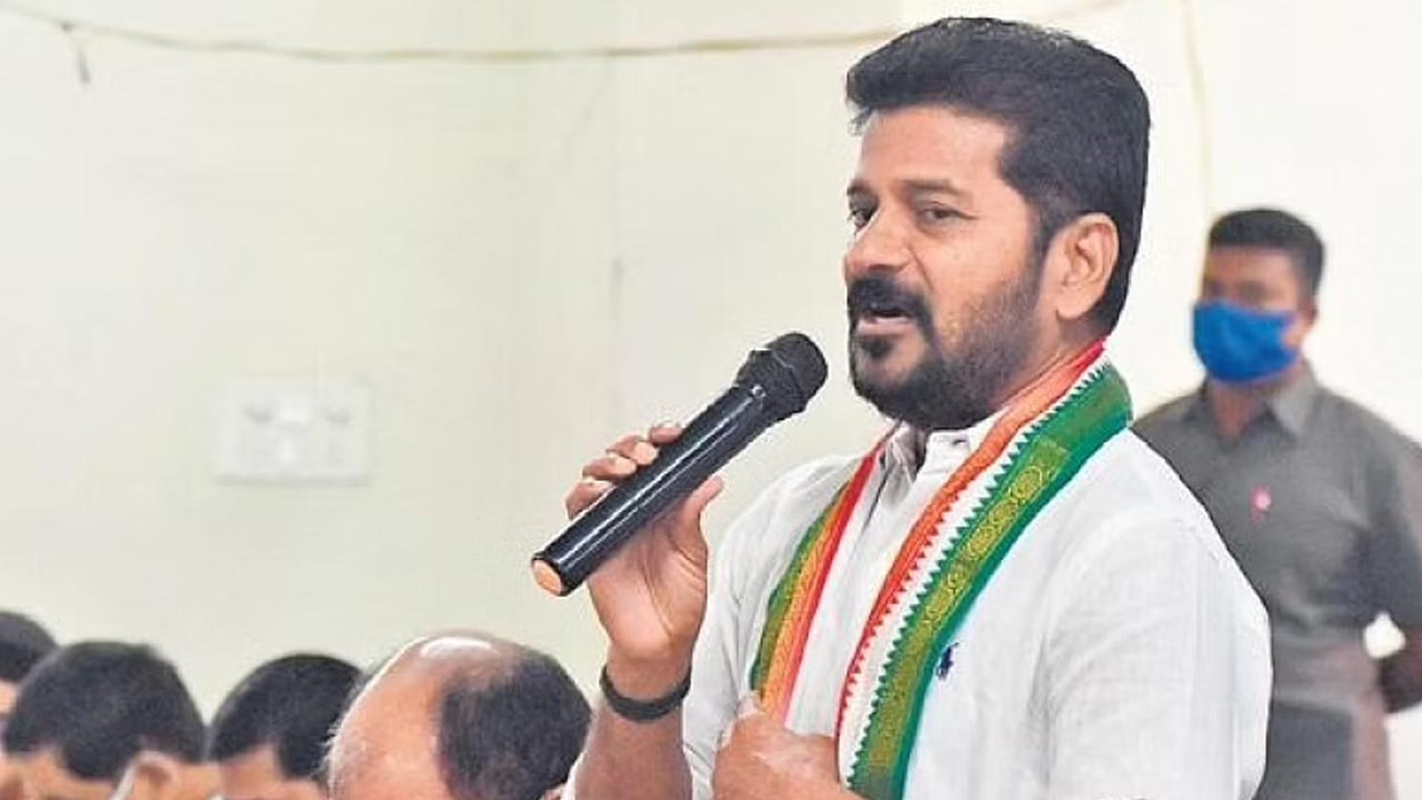 Revanth Reddy : అక్టోబర్ 24 నుండి తెలంగాణలో రాహుల్ గాంధీ పాదయాత్ర