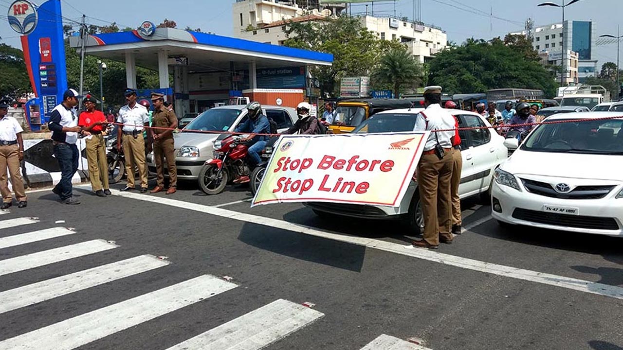 Hyderabad Traffic Rules : సిగ్నల్‌ దాటితే ఇక అంతే.. రూల్స్‌ మారాయ్‌..!