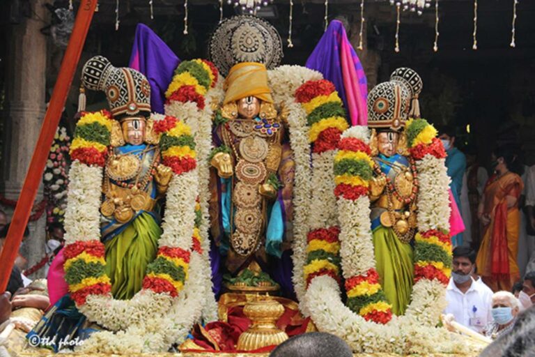 Tirumala Brahmotsavalu: ఎల్లుండి శ్రీవారి వార్షిక బ్రహ్మోత్సవాలకు అంకురార్పణ