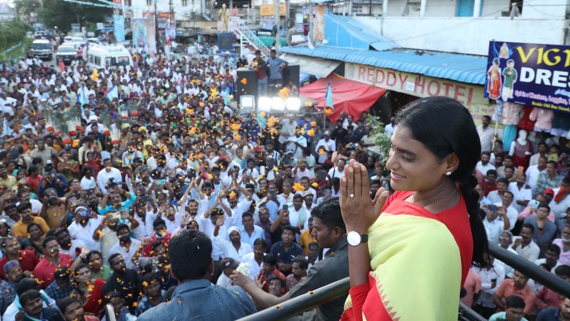 YS Sharmila Padayatra: నేడు సంగారెడ్డి, కంది మండలాల్లో షర్మిల పాదయాత్ర