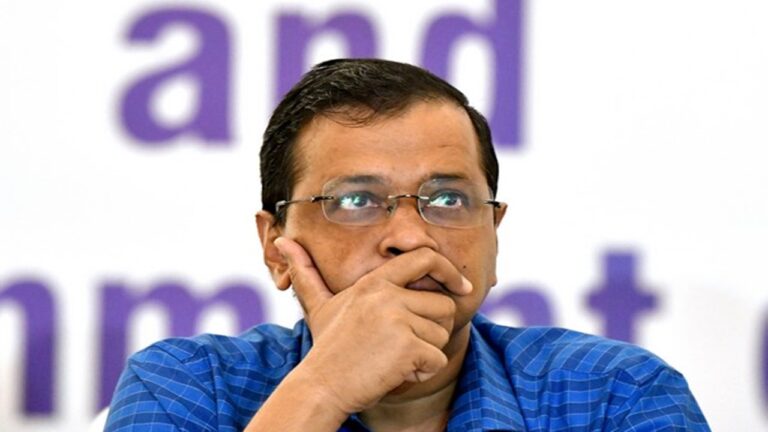 Aam Admi Party: ఆప్ గుర్తింపును రద్దు చేయాలి.. ఈసీకి మాజీ బ్యూరోక్రాట్ల లేఖ