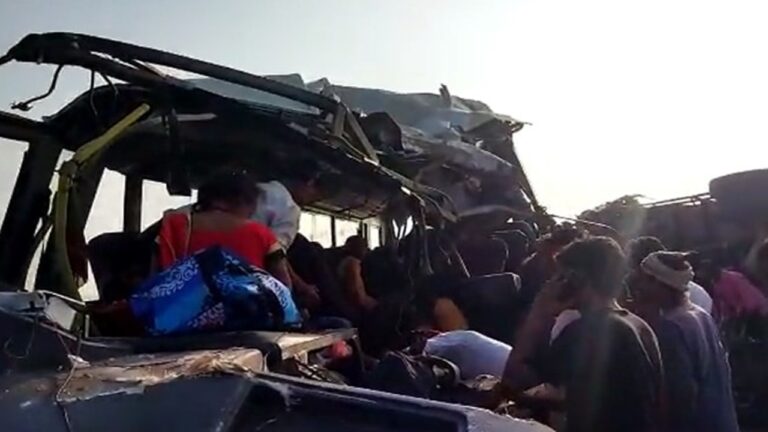 Uttarpradesh: లఖింపూర్‌ ఖేరీలో ఘోర ప్రమాదం.. 8 మంది దుర్మరణం