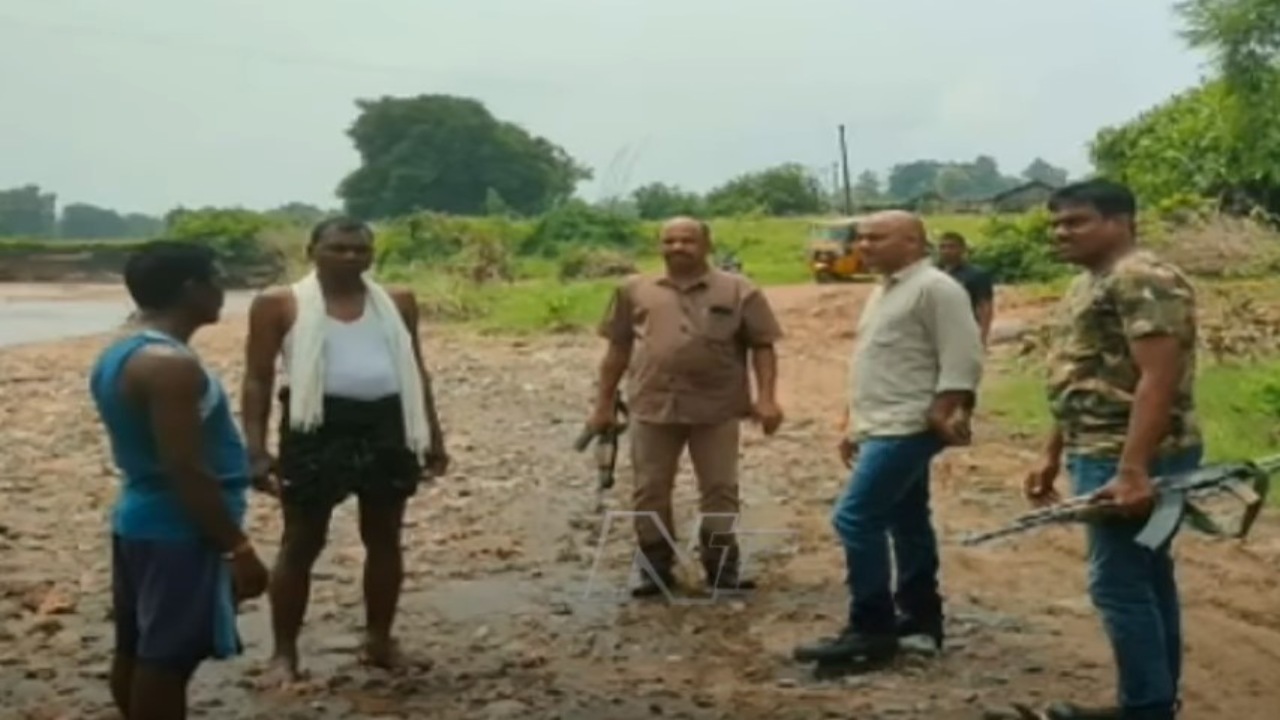 Adilabad Forests: ఆదిలాబాద్ అడవుల్లో గ్రేహౌండ్స్ బూట్ల చప్పుడు