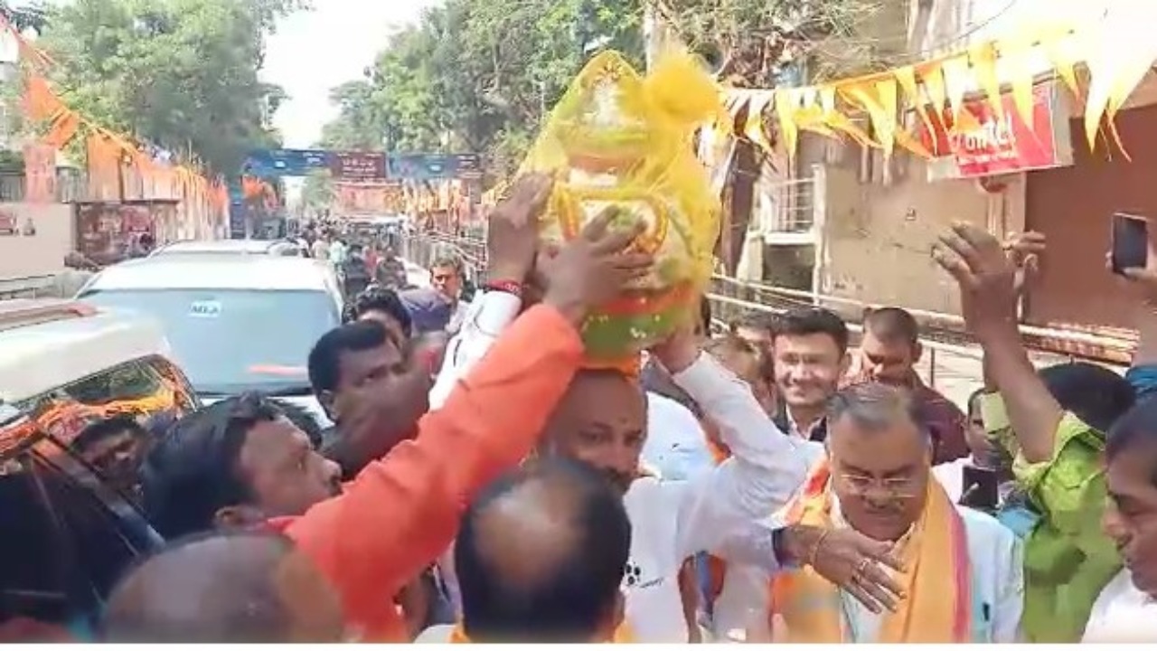 Bandi Sanjay: హిందూ సమాజం సంఘటితం కావాలి