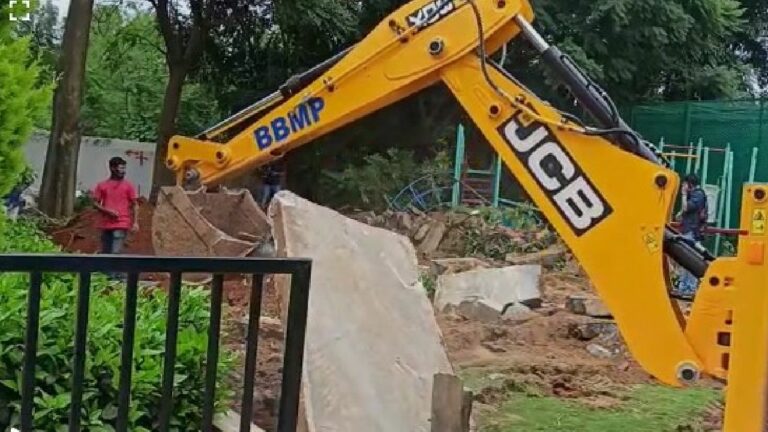 Bengaluru: విప్రో బిల్డింగ్, ఐటీ పార్కుల కూల్చివేత.. 60 బుల్‌డోజర్లతో కలకలం..