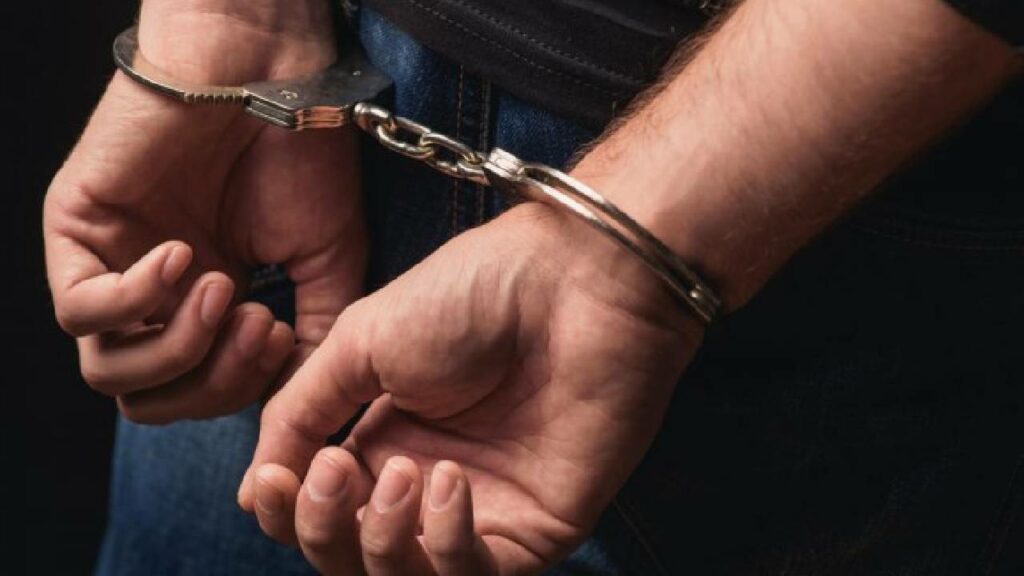 Chaina Man Arrest In Pakistan