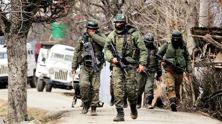 Jammu Kashmir: జమ్మూకశ్మీర్‌లో ఎన్‌కౌంటర్‌.. ముగ్గురు ఉగ్రవాదులు హతం