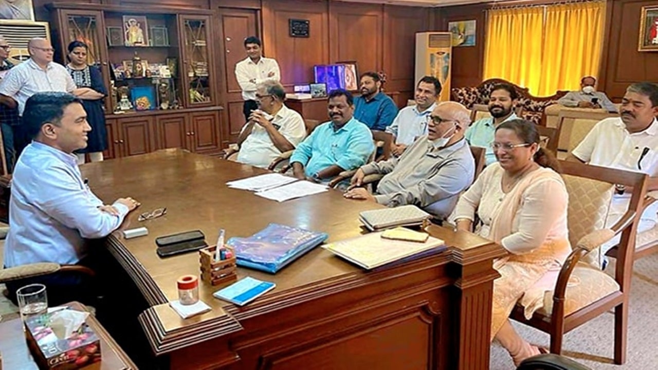 Goa Congress: గోవాలో కాంగ్రెస్ పార్టీకి భారీ షాక్