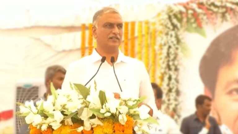 Harish Rao: సకల జనుల సమ్మెతో ఢిల్లీని గడగడలాడించి తెలంగాణ సాధించాం
