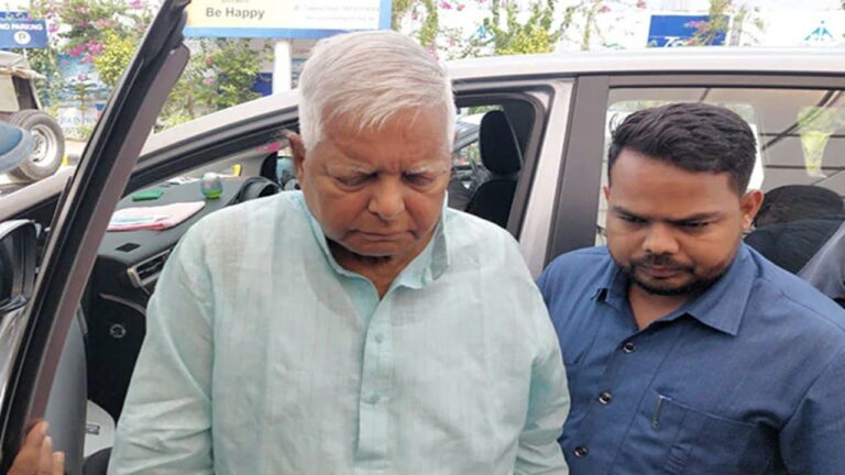 Lalu Prasad Yadav: చింతించకండి.. బీజేపీ తుడిచిపెట్టుకుపోతుంది..