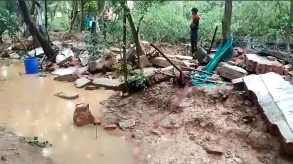 Lucknow Wall Collapse