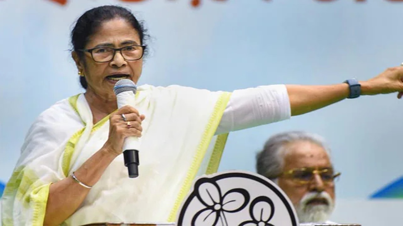 Mamata Benerjee: టార్గెట్‌ 2024.. విపక్షాలన్నీ ఐక్యంగా ఉన్నాయి, కలిసి పోరాడుతాం..