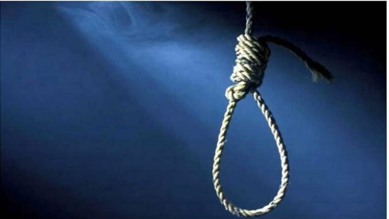 Model Suicide: హోటల్ గదిలో మోడల్‌ ఆత్మహత్య.. సూసైడ్‌ నోట్‌లో ఏముందో తెలుసా?