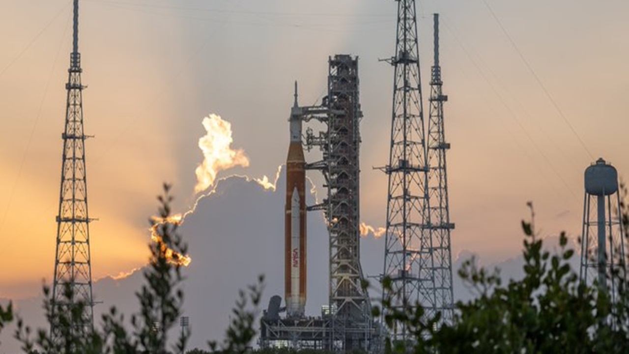 Nasa: నాసా ఆర్టెమిస్-1 ప్రయోగం మళ్లీ వాయిదా.. కారణం ఇదే..!!