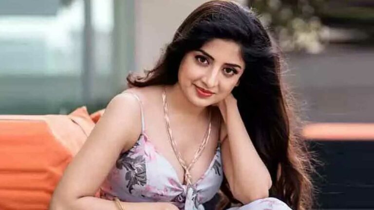 Poonam Kaur: అబార్షన్ తీర్పుపై పూనమ్ కౌర్ సంచలన వ్యాఖ్యలు..