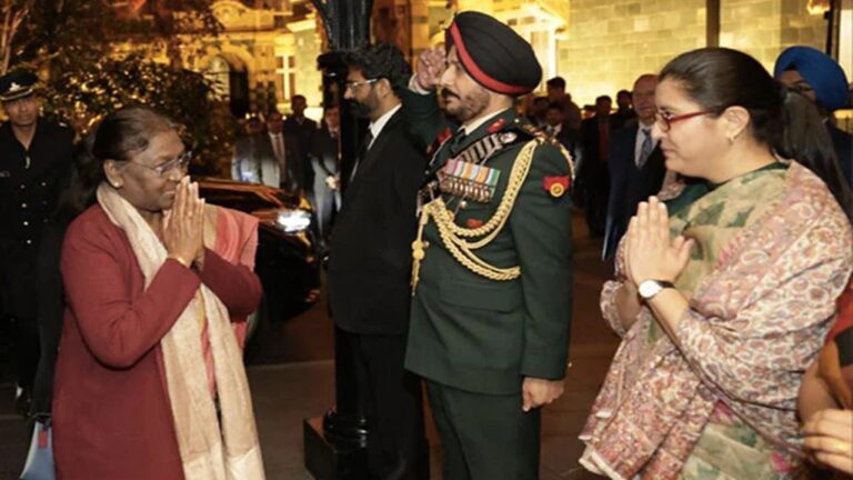 President Murmu: క్వీన్‌ ఎలిజబెత్‌-2 అంత్యక్రియల్లో పాల్గొనేందుకు లండన్‌కు రాష్ట్రపతి ద్రౌపది ముర్ము