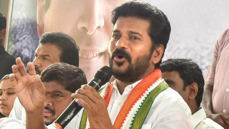 Revanth Reddy: అయిన వారికి ఆకుల్లో, కానీ వారికి కంచాల్లో.. కేసీఆర్ తీరుపై రేవంత్ రెడ్డి లేఖ