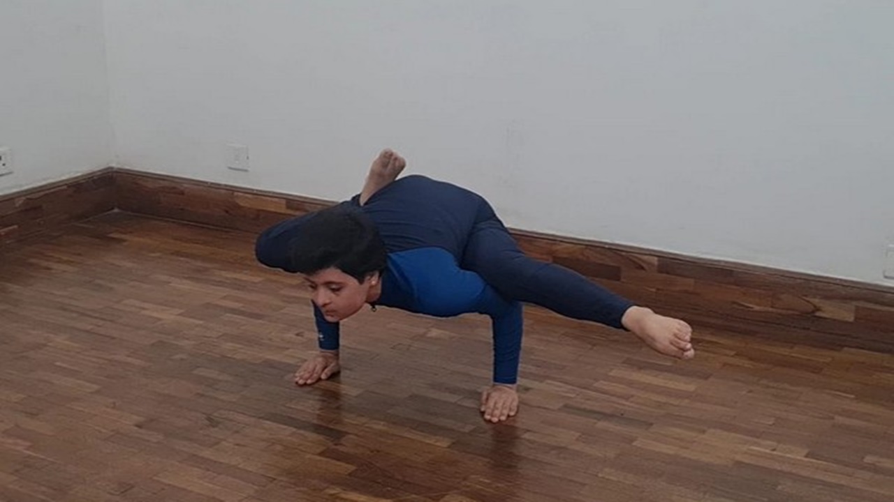 Rubber Girl: వైకల్యం ఆమెను అడ్డుకోలేకపోయింది.. ప్రధాని మోడీని కలిసిన ‘రబ్బర్‌ గర్ల్‌’