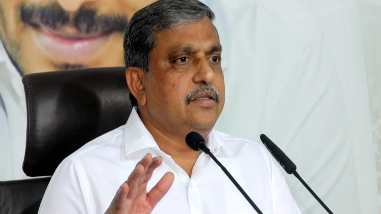 Sajjala: సీపీఎస్‌పై ఉద్యోగులు ఆలోచించుకోవాలి.. ప్రభుత్వ ప్రతిపాదనలను పరిశీలించాలి