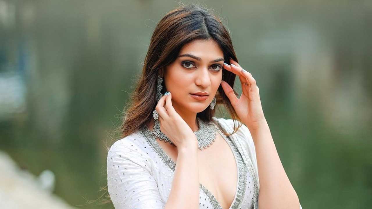 Siya Gowtham: ‘మరో మహాభారతం’ చెప్పబోతున్న ‘నేనింతే’ భామ!