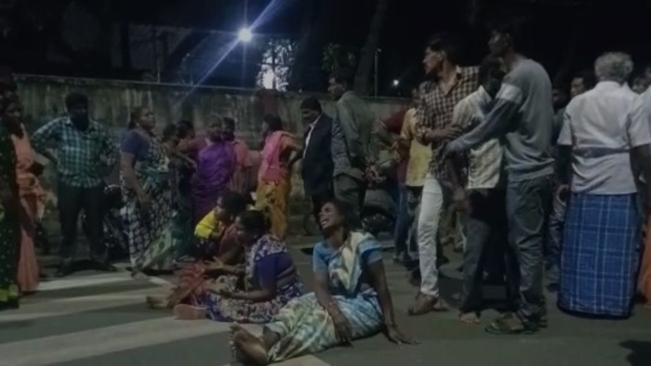 Puducherry: తన కొడుకే ఫస్ట్ రావాలని.. వేరే విద్యార్థికి విషమిచ్చి చంపిన తల్లి