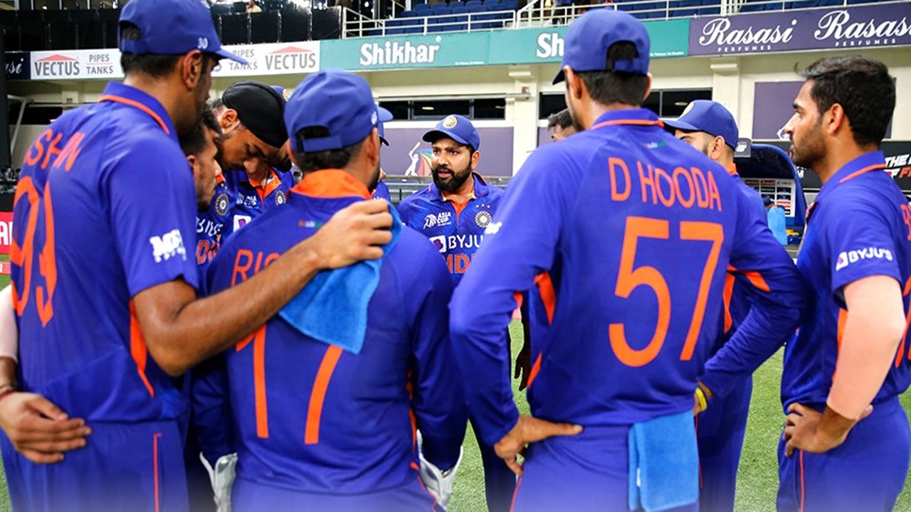 Team India: ఆసియా కప్ కోసం ఆడారా? ప్రయోగాల కోసం ఆడారా?