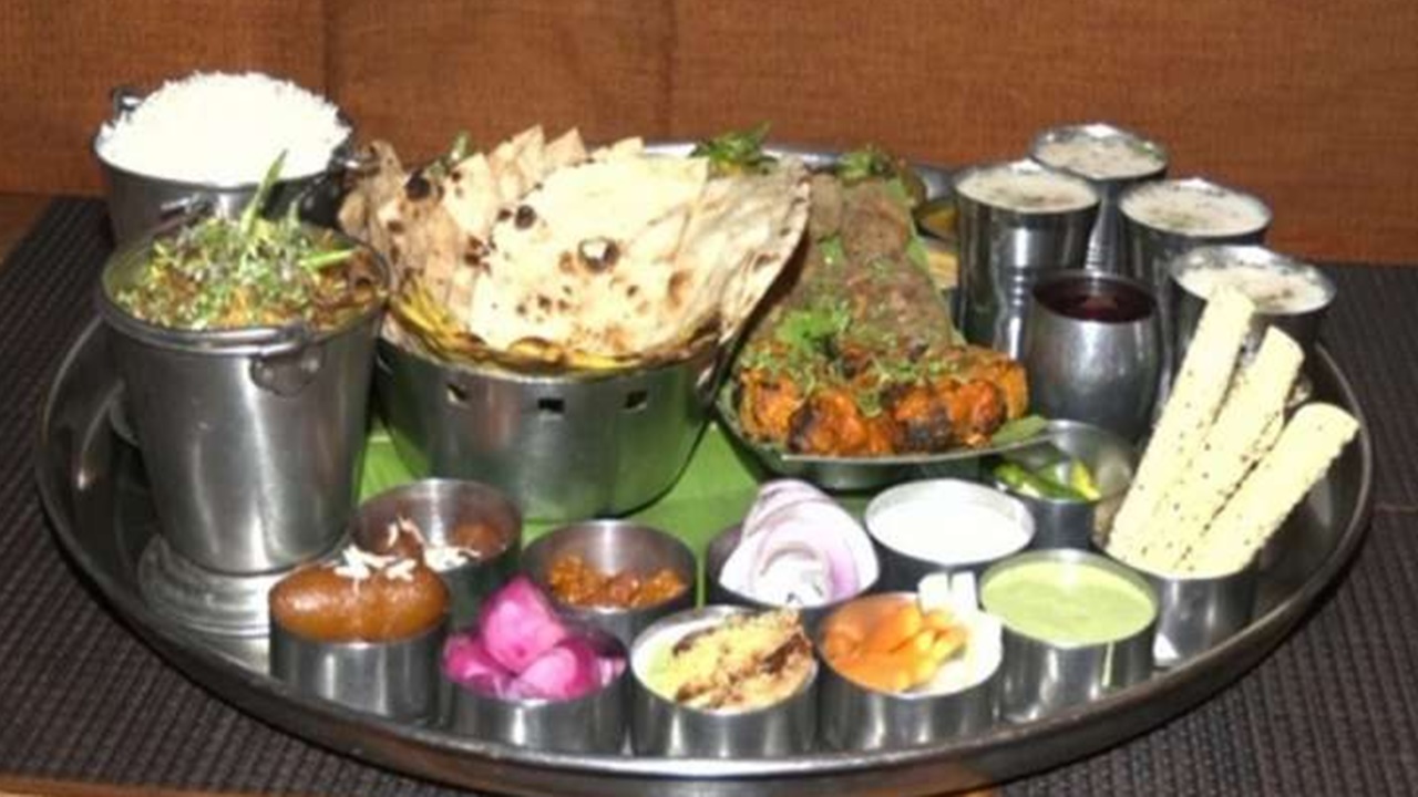 Modi Birthday: 40 నిమిషాల్లో థాలీ తింటే రూ.8.5 లక్షలు మీవే.. హోటల్ యజమాని బంపర్ ఆఫర్