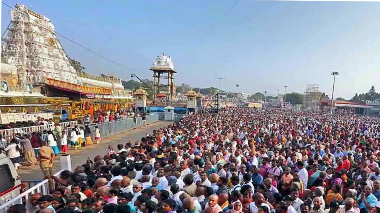 Pilgrims Rush In Tirumala: ఆగస్టులో తిరుమలకు 22.22 లక్షలమంది భక్తులు