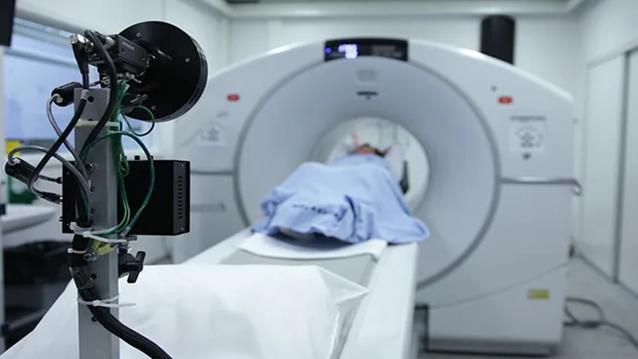 Football-Sized Tumour: మహిళ కడుపులో ఫుట్‌బాల్ సైజులో కణితి.. తొలగించిన వైద్యులు