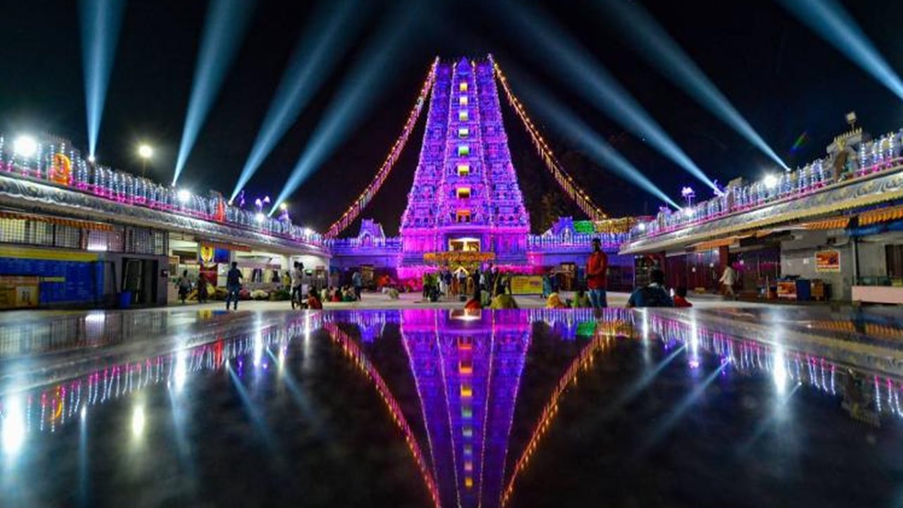 Vijayawada: ఇంద్రకీలాద్రిపై నేటి నుంచి దసరా వేడుకలు.. 10 అవతారాల్లో అమ్మవారి దర్శనం