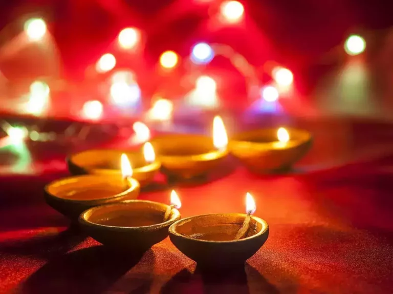 Diwali: దీపావళి పండుగపై అయోమయం.. ఈ నెల 24న లేదా 25..?