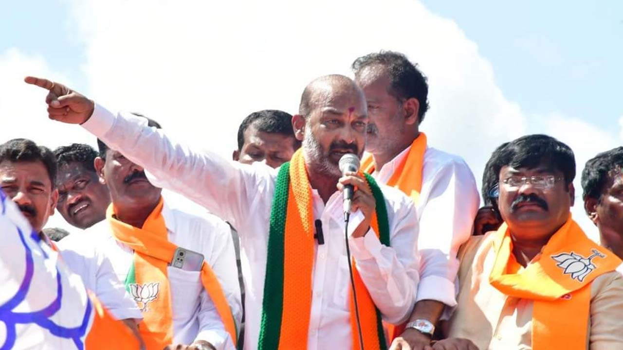 Bandi Sanjay : ఇన్నాళ్లు లేని అభ్యంతరం ఇప్పుడేందుకు వచ్చిందో