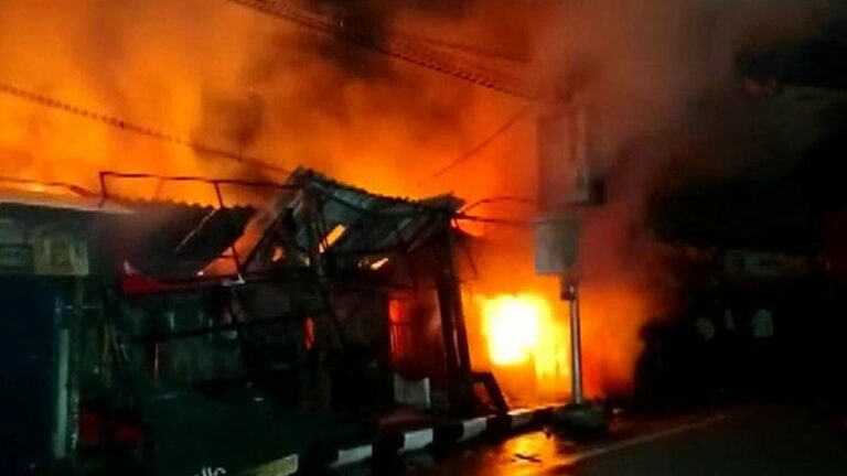 Fire Accident : బెజవాడను బెంబేలెత్తిస్తున్న వరుస అగ్ని ప్రమాదాలు