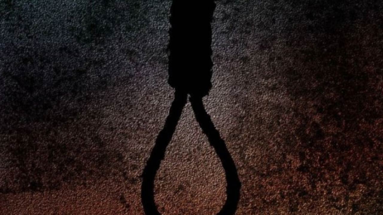 Loan Recovery Harassment : లోన్‌ ఏజెంట్ల కర్కశత్వానికి మరో ప్రాణం బలి