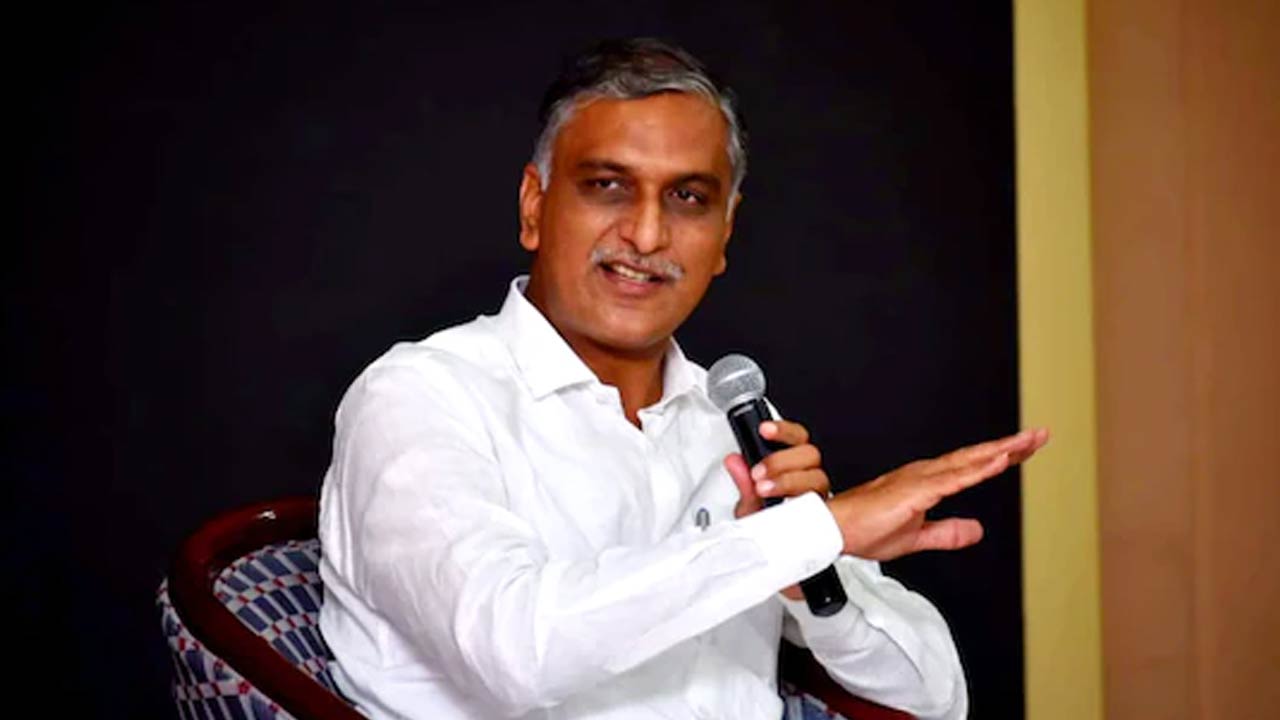 Harish Rao : ఆరు దశాబ్దాల నేతన్నల కృషికి విశ్వఖ్యాతి