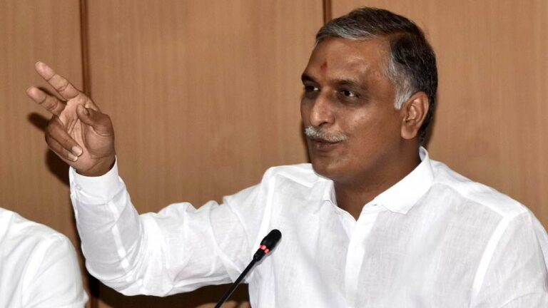 Harish Rao : బీజేపీ నేతలది నోరా? మొరా? దమ్ముంటే బీజేపీ పాలిత రాష్టాల్లో 3వేలు పింఛన్ ఇచ్చి చూపండి