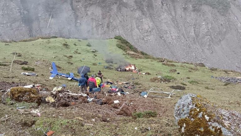 Uttarakhand: కేదార్‌నాథ్ సమీపంలో హెలికాప్టర్ క్రాష్.. ఏడుగురు మృతి
