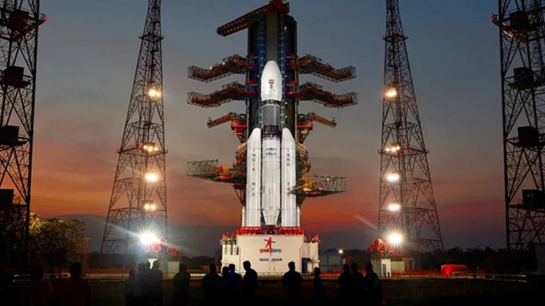 GSLV Mk3: జీఎస్ఎల్వీ మార్క్3 ప్రయోగానికి కౌంట్ డౌన్ స్టార్ట్‌