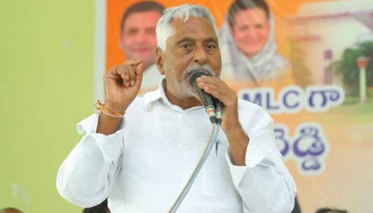 Jeevan Reddy: ప్రజాప్రతినిధులను ప్రభుత్వం అప్పుల ఊబిలోకి నెట్టింది.. పెండింగ్‌ బిల్లులు వెంటనే చెల్లించండి..!