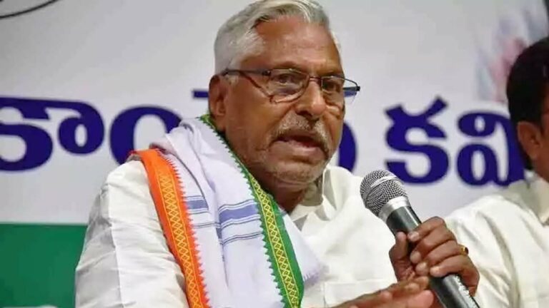 Jeevan Reddy : శివన్నగూడెం రైతుల కోసం కనీసం ధర్నా చేశావా..? రాజగోపాల్‌ రెడ్డిపై జీవన్‌ రెడ్డి ఫైర్‌..