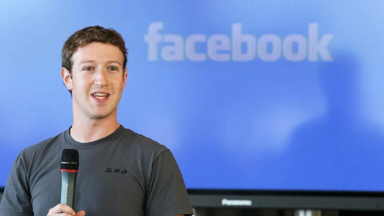 Facebook : ఫేస్ బుక్ లో 12 వేల మంది ఉద్యోగుల పై వేటు?